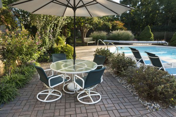 Cost of Deck Paving in Greenwood
